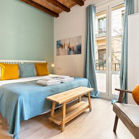 Lodging Apartments Beach Studio 11 バルセロナ エクステリア 写真